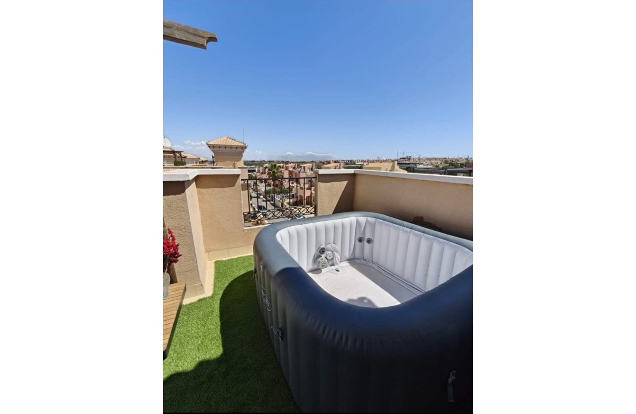 Revente - Villa - Orihuela Costa - Villamartín