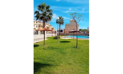 Revente - Villa - Orihuela Costa - Villamartín