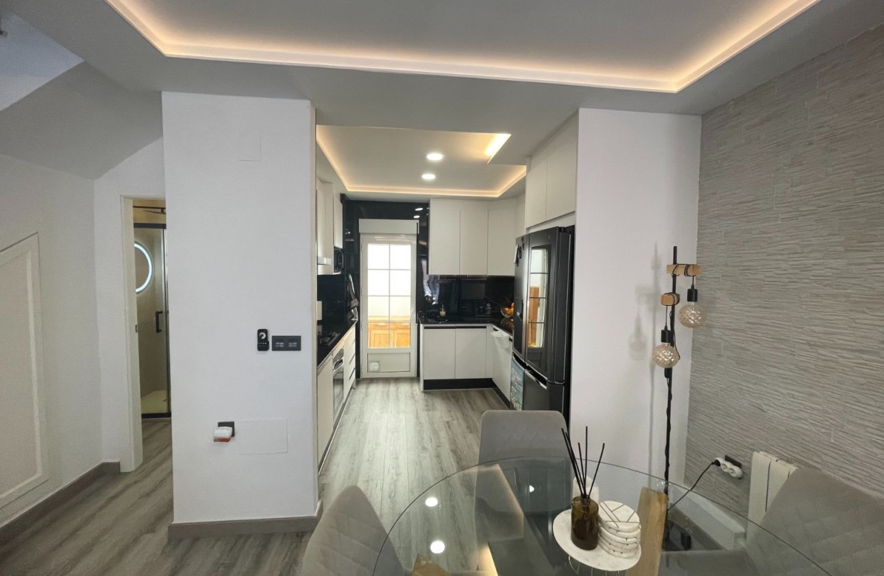 Revente - Maison de ville - Orihuela Costa - Villamartin