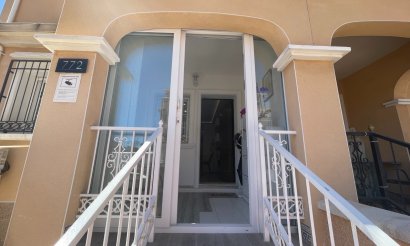 Revente - Maison de ville - Orihuela Costa - Villamartin