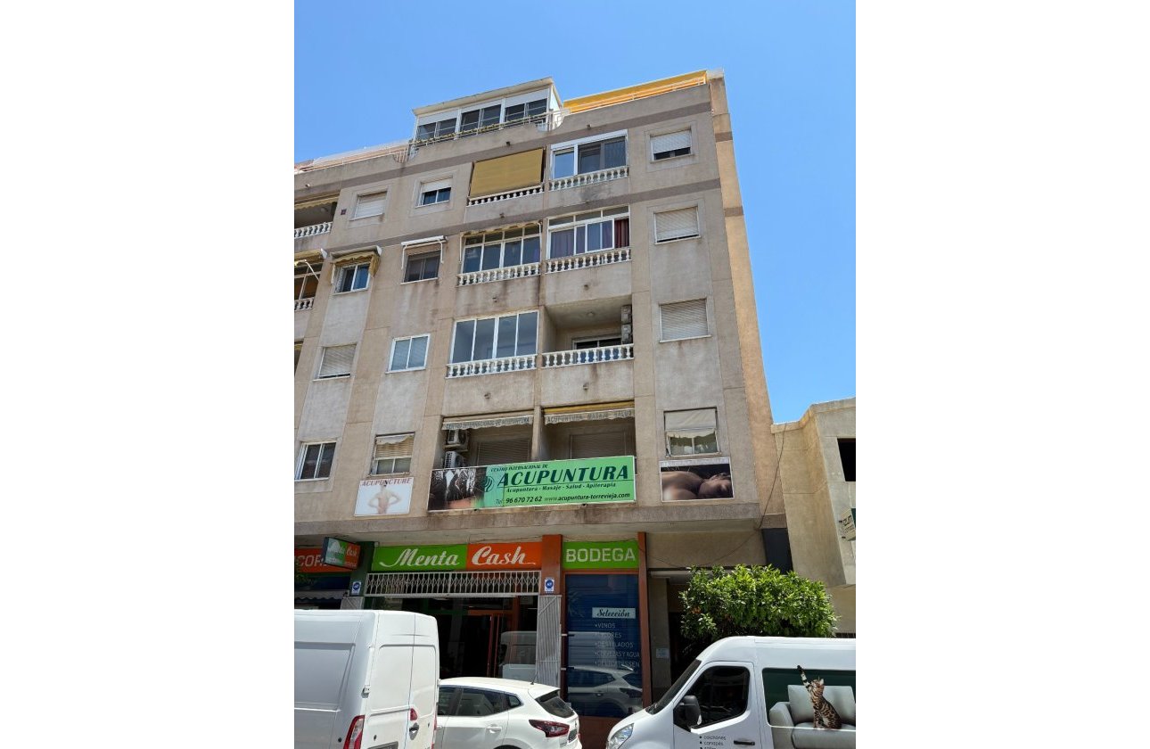 Resale - Apartment / flat - Torrevieja - Center