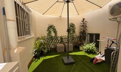 Resale - Apartment / flat - Torrevieja - Center