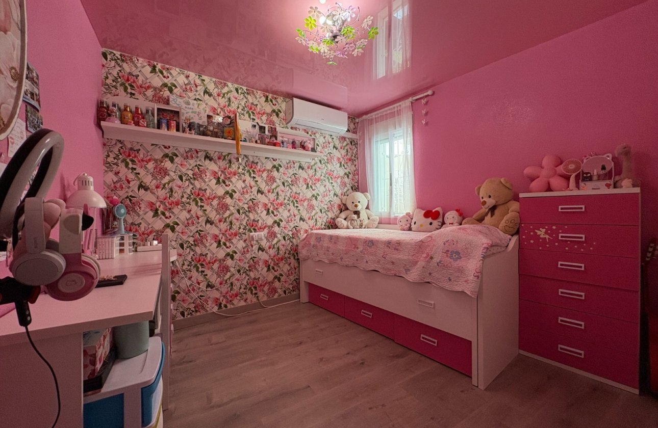 Resale - Apartment / flat - Torrevieja - Center