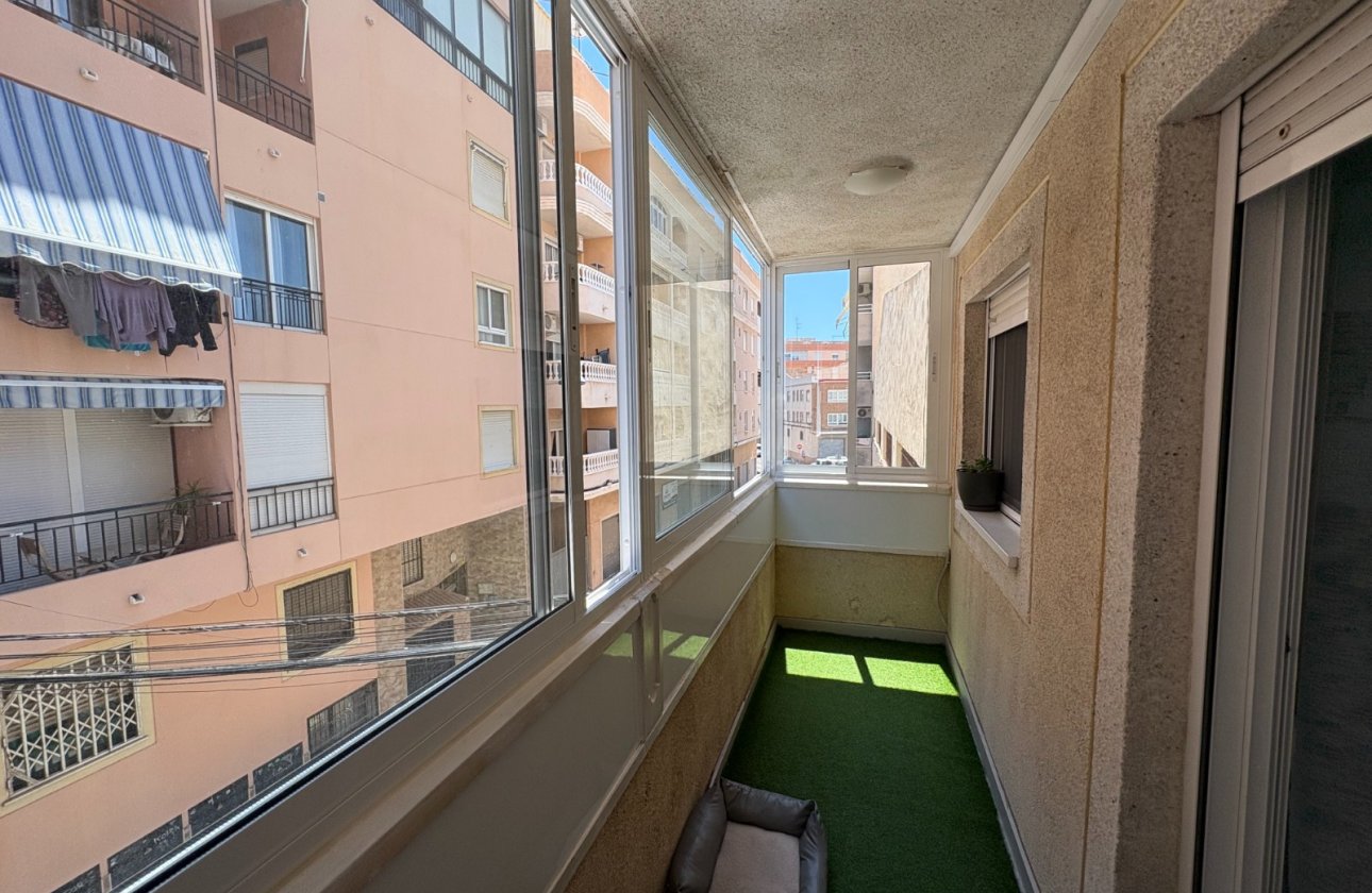 Resale - Apartment / flat - Torrevieja - Center