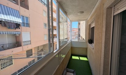 Resale - Apartment / flat - Torrevieja - Center