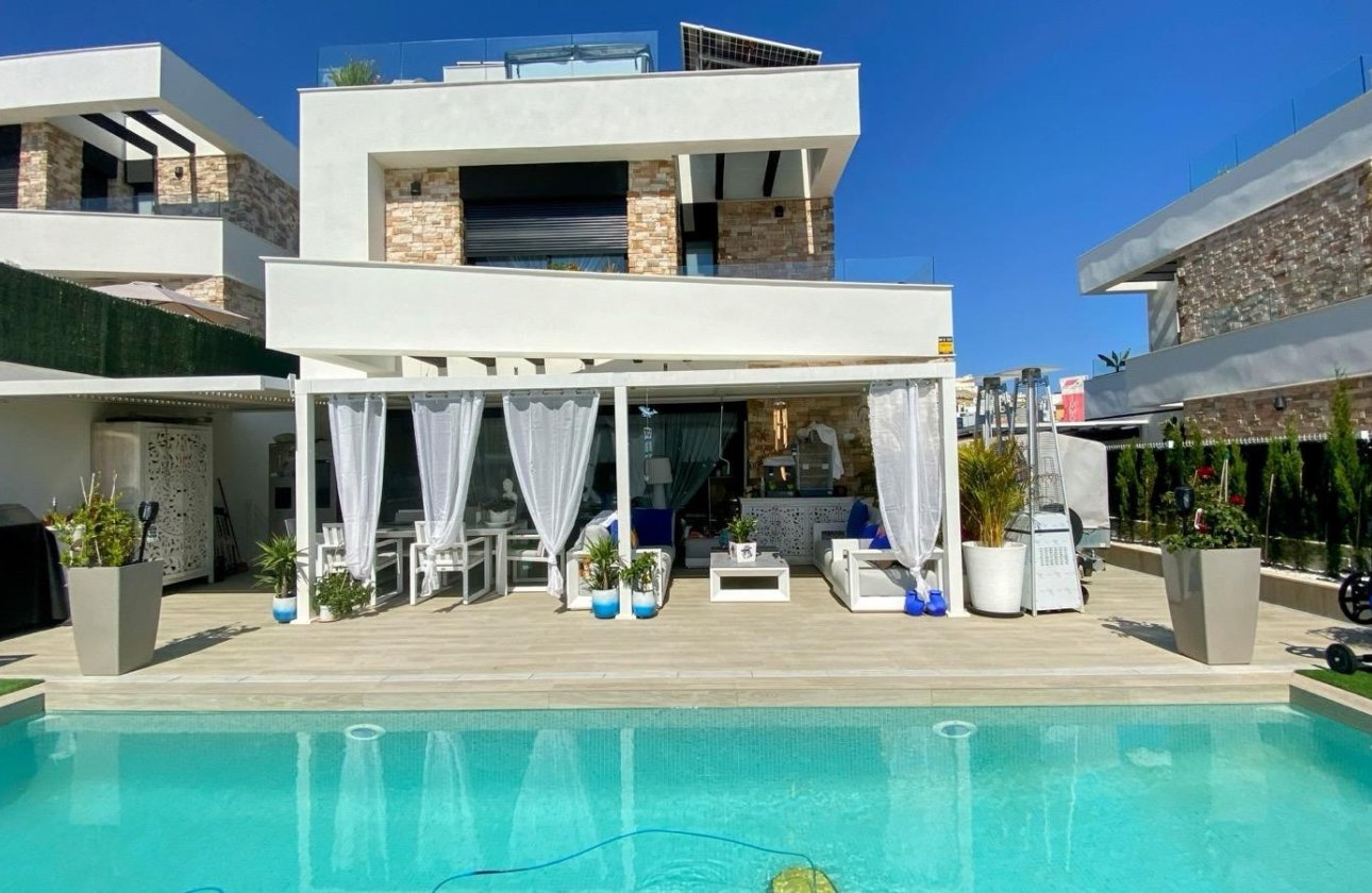 Resale - Villa - Finestrat