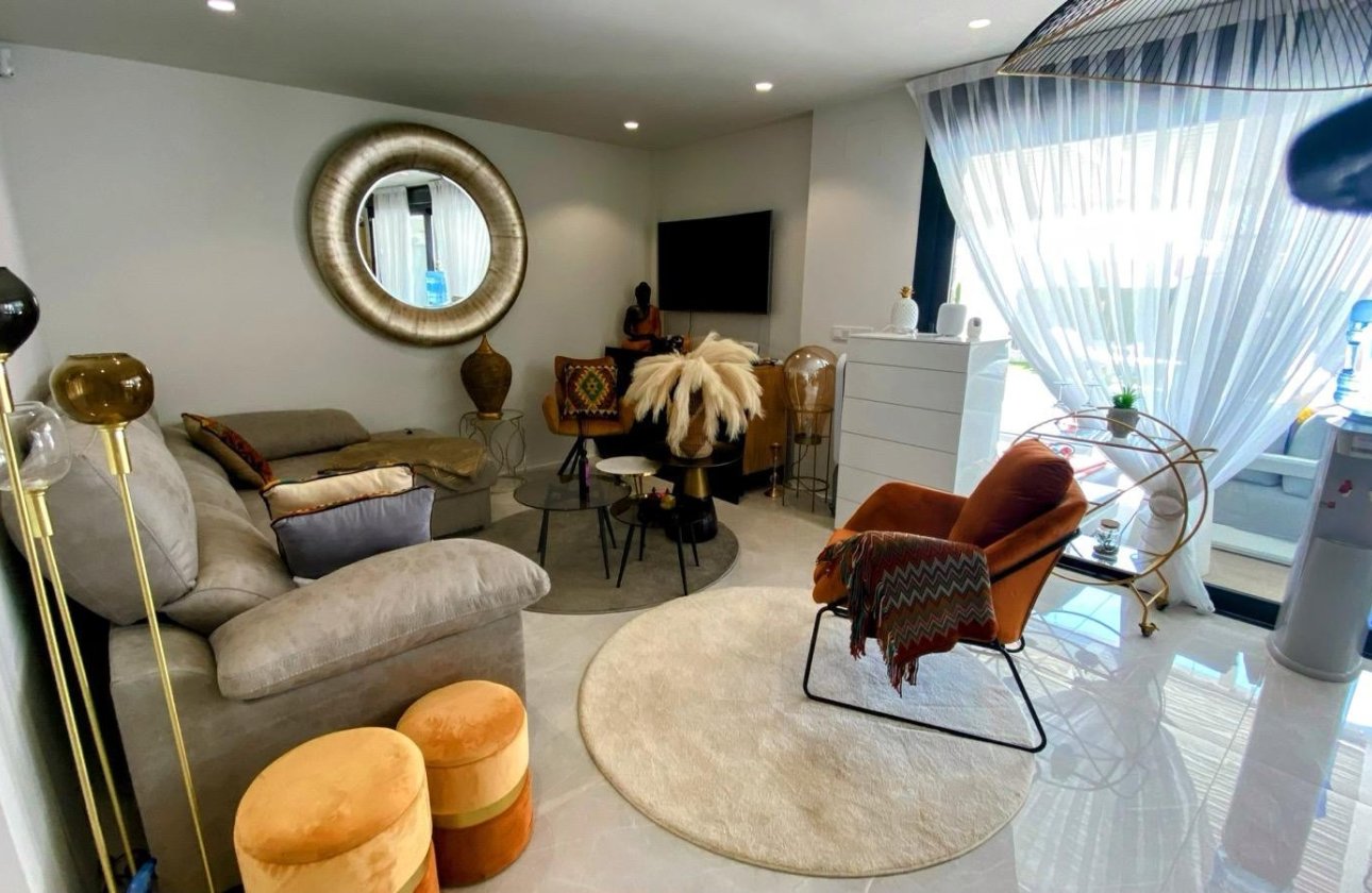 Resale - Villa - Finestrat