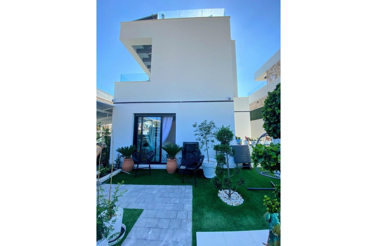 Resale - Villa - Finestrat