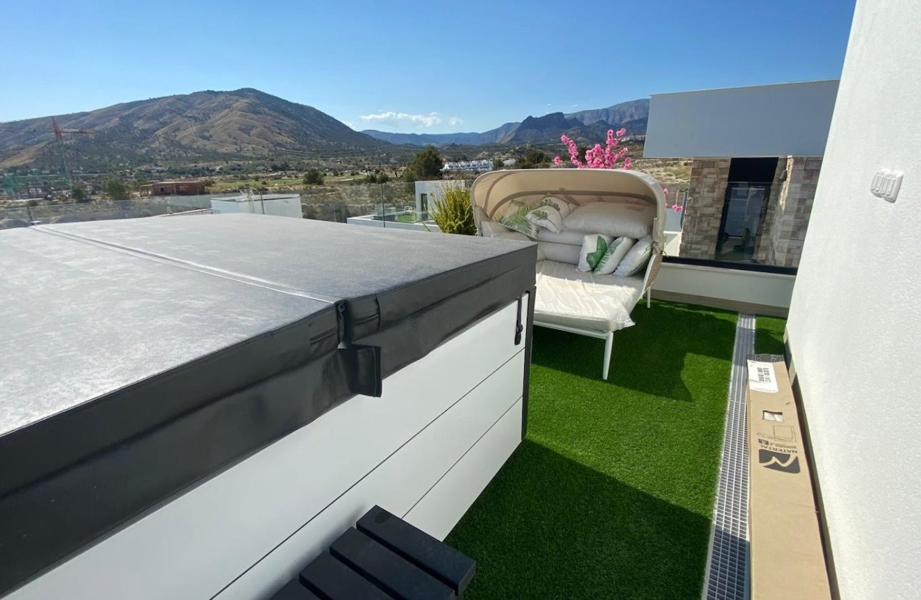 Resale - Villa - Finestrat