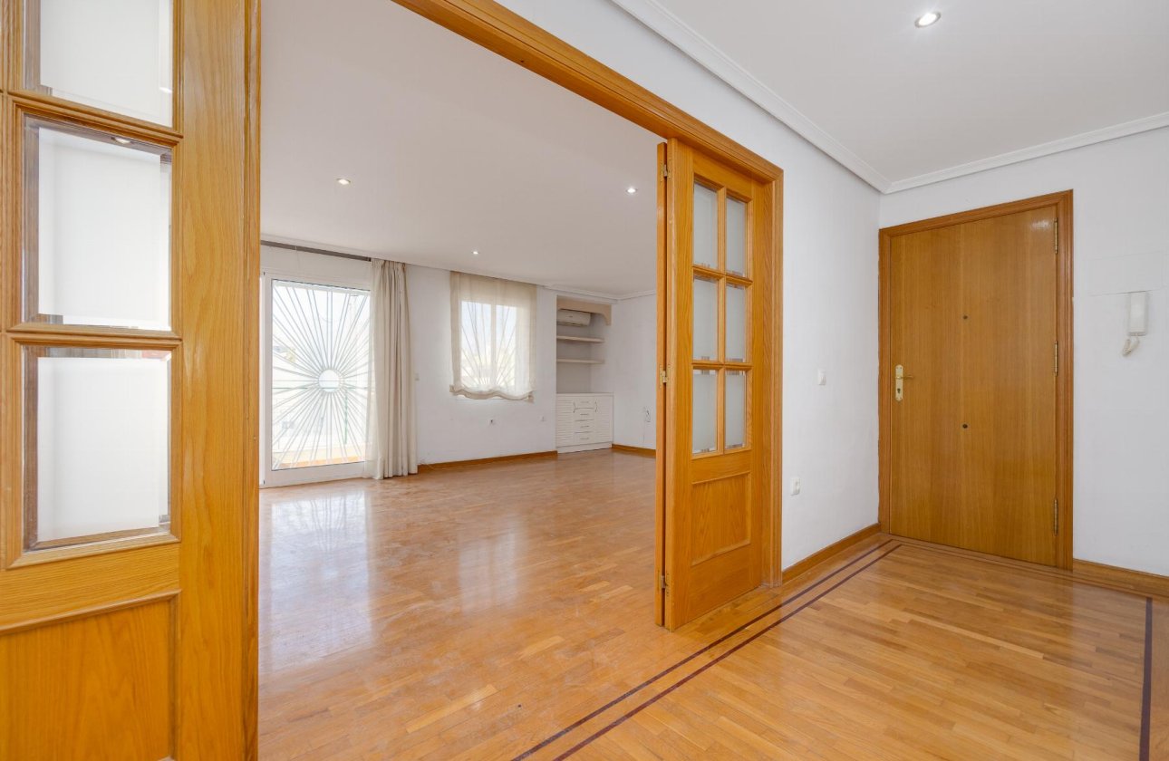 Revente - Appartement - Torrevieja - Centro