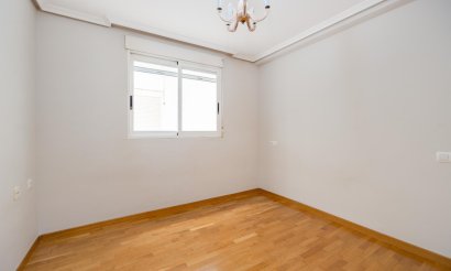 Revente - Appartement - Torrevieja - Centro