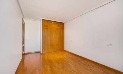 Revente - Appartement - Torrevieja - Centro