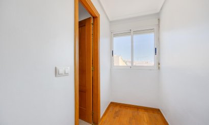 Revente - Appartement - Torrevieja - Centro