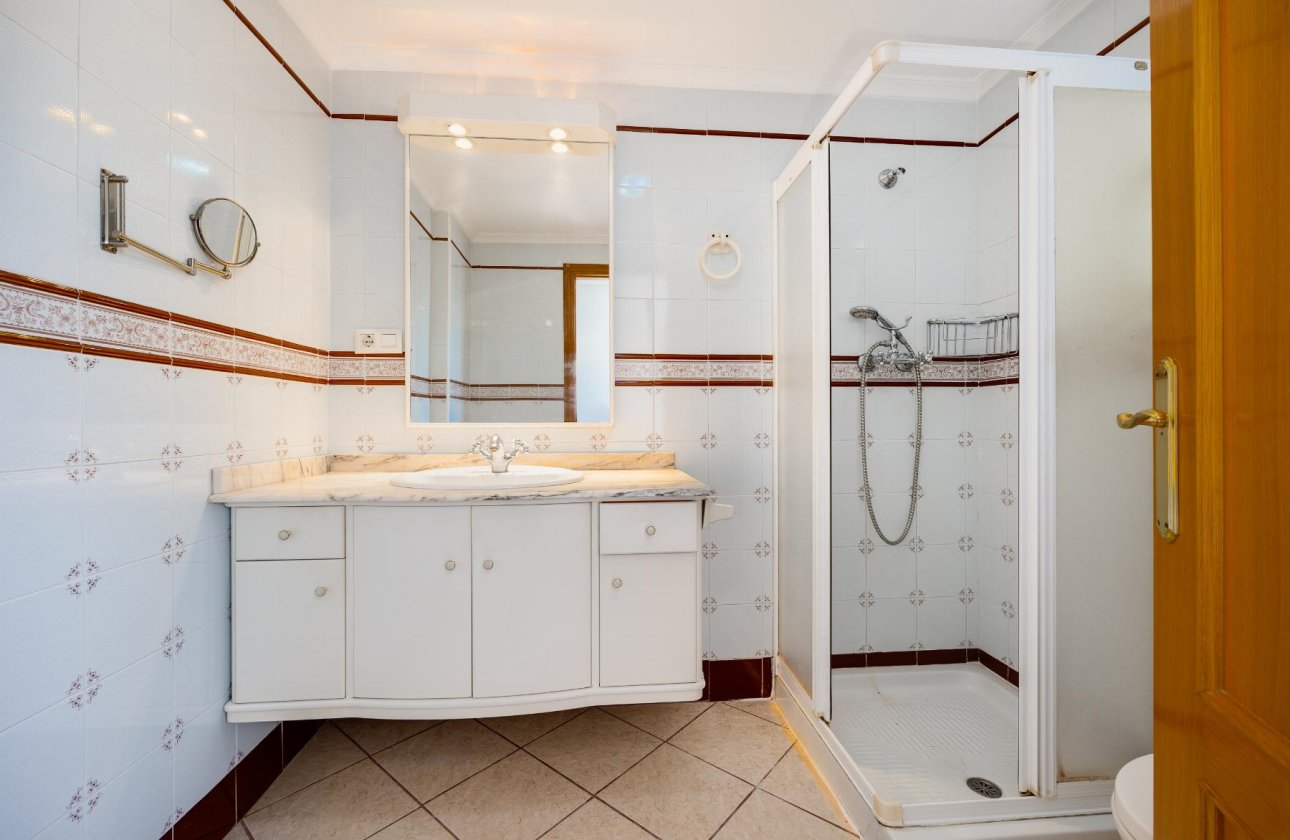 Revente - Appartement - Torrevieja - Centro