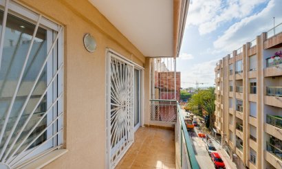 Revente - Appartement - Torrevieja - Centro