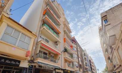 Revente - Appartement - Torrevieja - Centro
