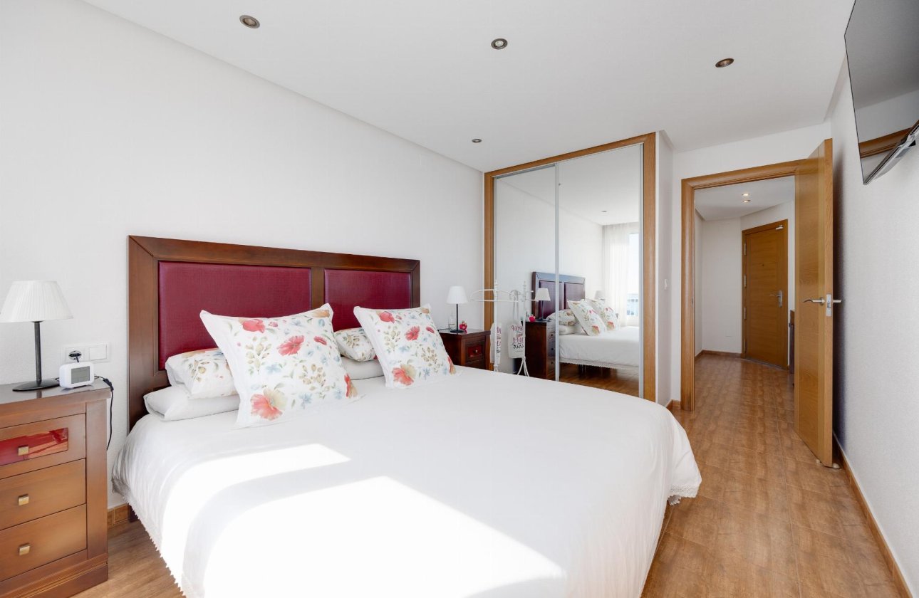 Revente - Appartement - Torrevieja - Playa Acequion