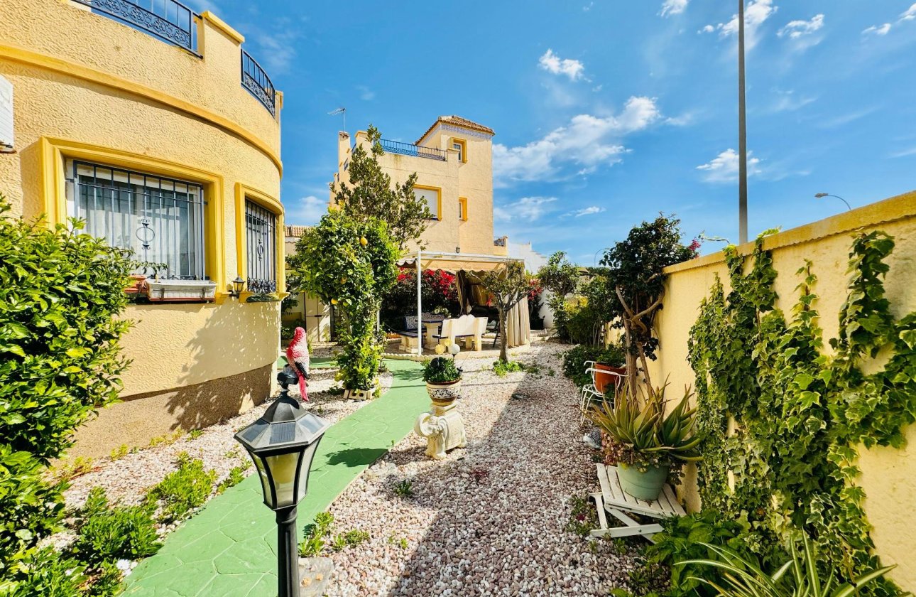 Revente - Villa - Orihuela Costa - La Zenia- Orihuela costa
