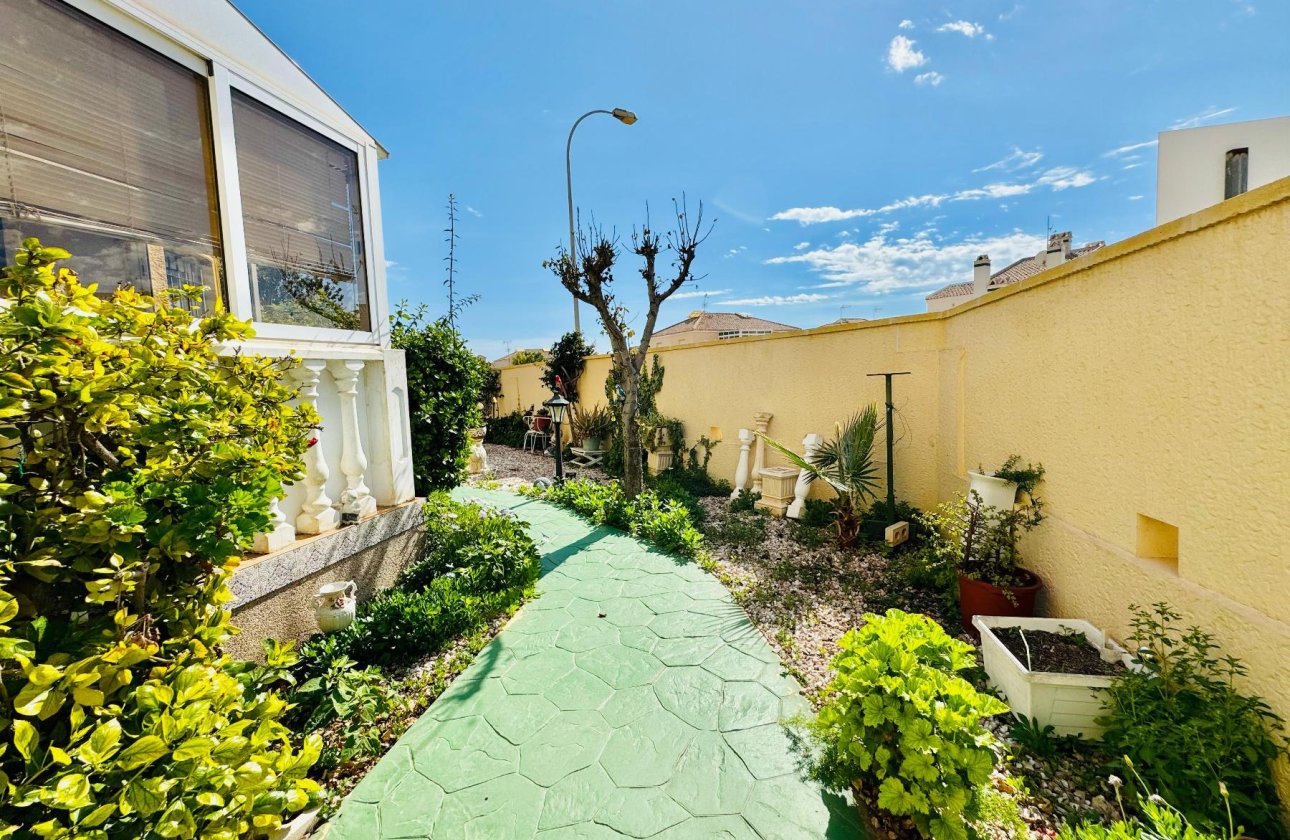 Revente - Villa - Orihuela Costa - La Zenia- Orihuela costa