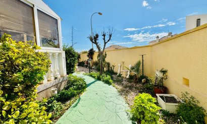 Revente - Villa - Orihuela Costa - La Zenia- Orihuela costa