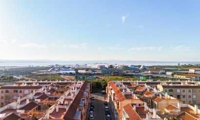 Resale - Apartment / flat - Torrevieja - Playa del Acequión