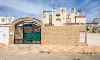 Revente - Villa / Semi detached - Torrevieja - torreta III