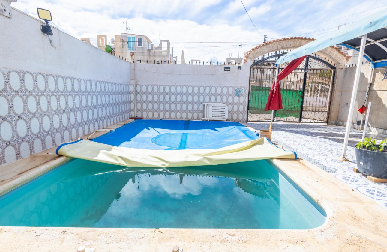 Revente - Villa / Semi detached - Torrevieja - torreta III