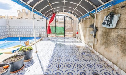 Revente - Villa / Semi detached - Torrevieja - torreta III