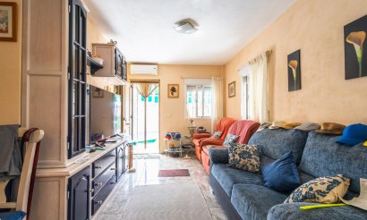 Revente - Villa / Semi detached - Torrevieja - torreta III