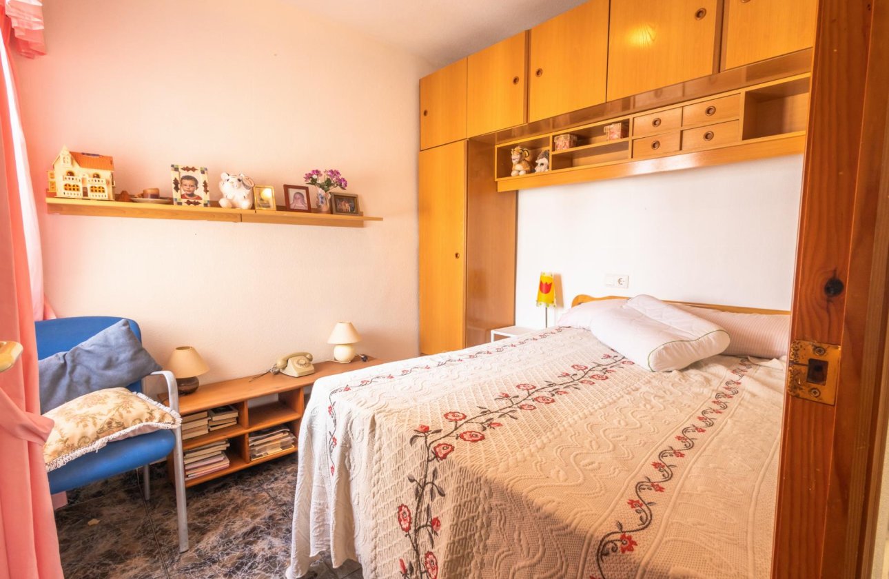 Revente - Villa / Semi detached - Torrevieja - torreta III