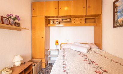 Revente - Villa / Semi detached - Torrevieja - torreta III