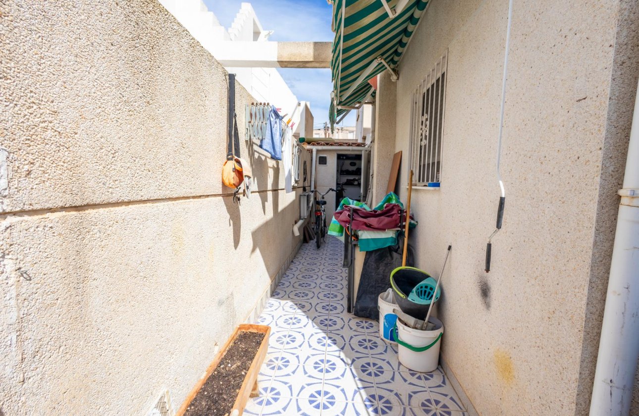 Revente - Villa / Semi detached - Torrevieja - torreta III