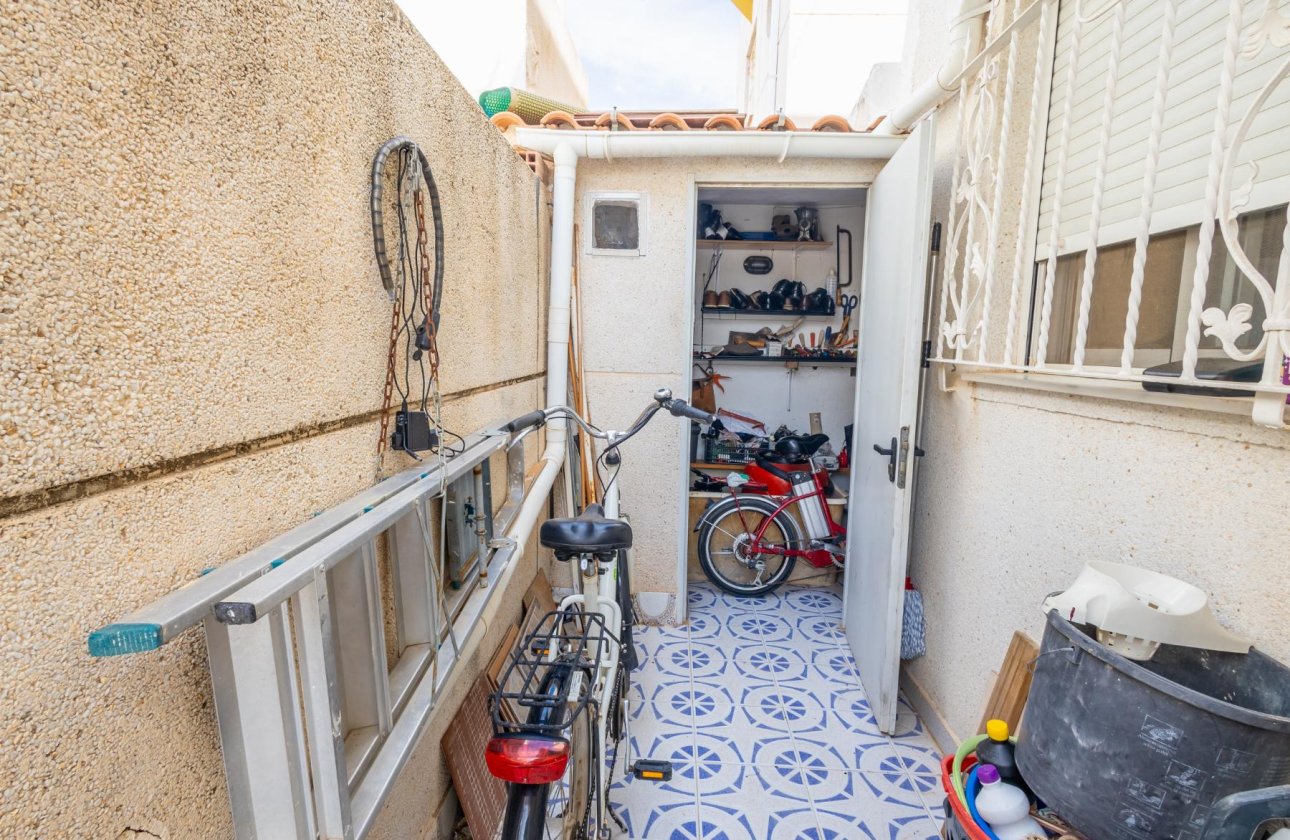 Revente - Villa / Semi detached - Torrevieja - torreta III
