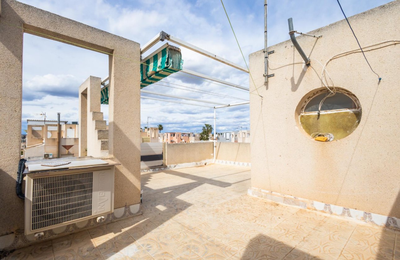 Revente - Villa / Semi detached - Torrevieja - torreta III