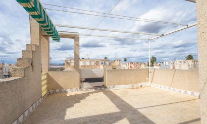 Revente - Villa / Semi detached - Torrevieja - torreta III