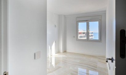 Revente - Appartement - Torrevieja - Punta Prima