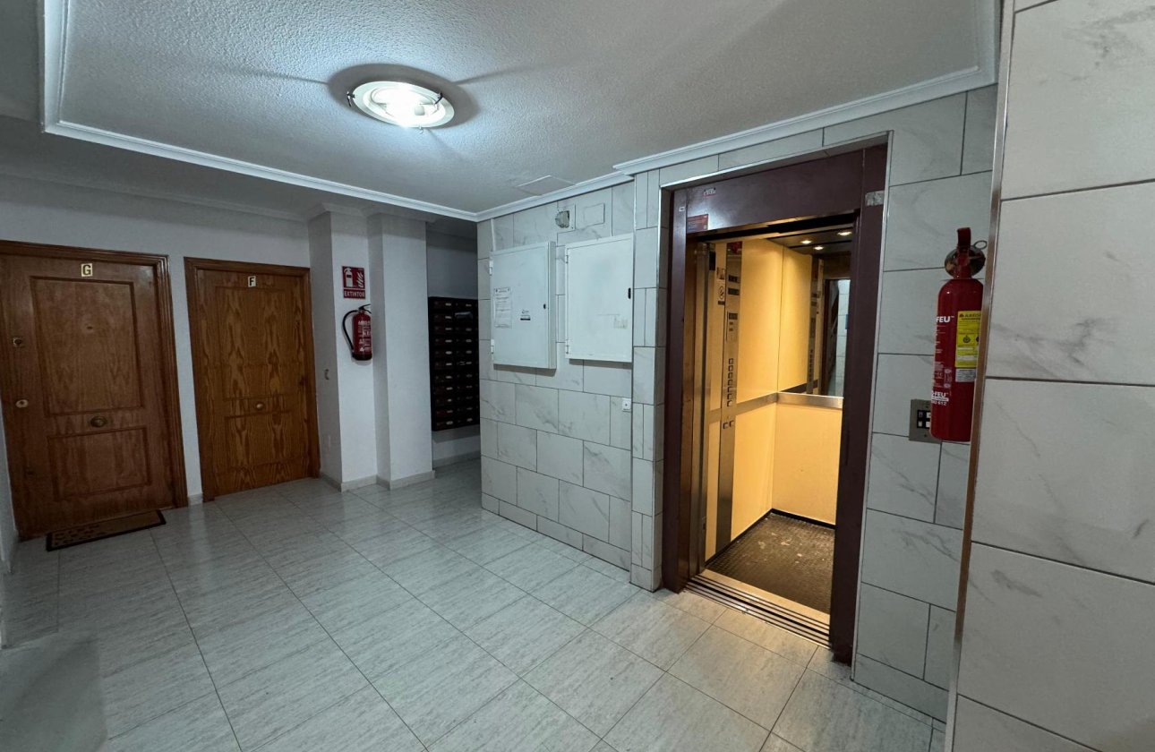 Revente - Appartement - Torrevieja - Playa del Cura