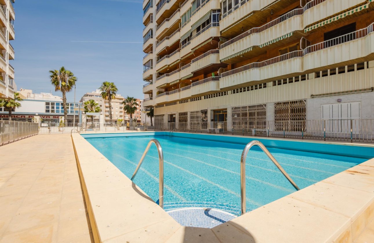 Revente - Appartement - Torrevieja - Playa de La Acequion