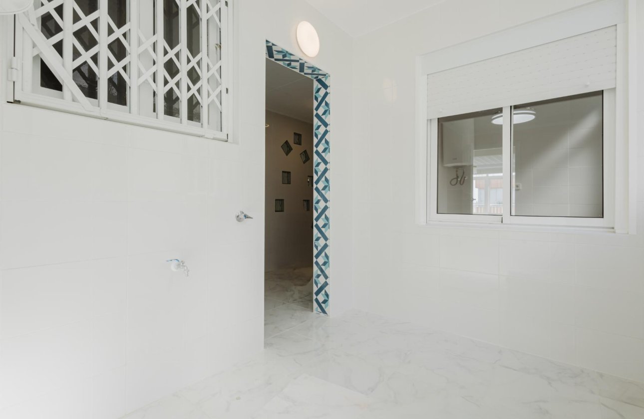 Revente - Appartement - Torrevieja - Playa de La Acequion