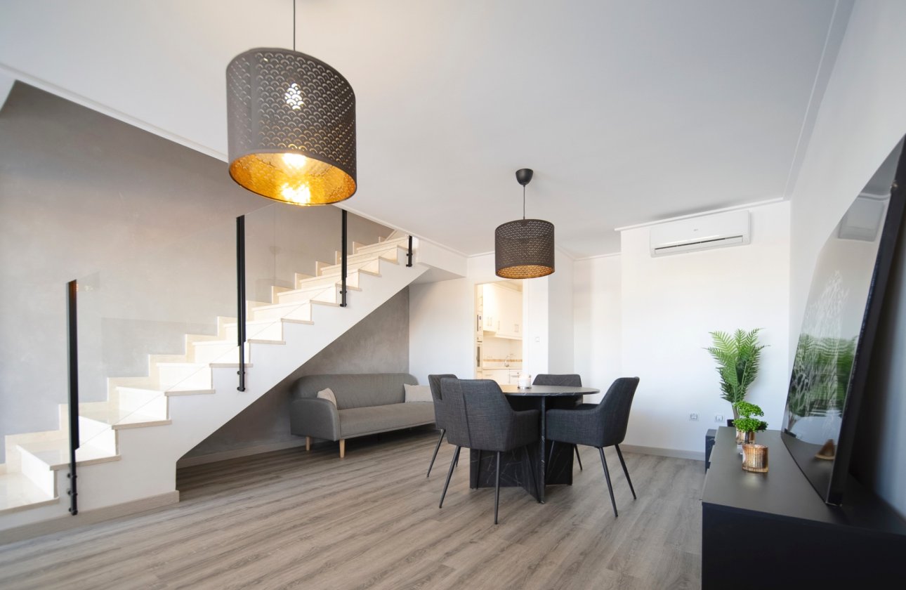 Resale - Townhouse - Los Balcones