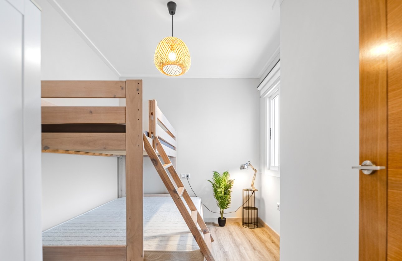 Resale - Townhouse - Los Balcones