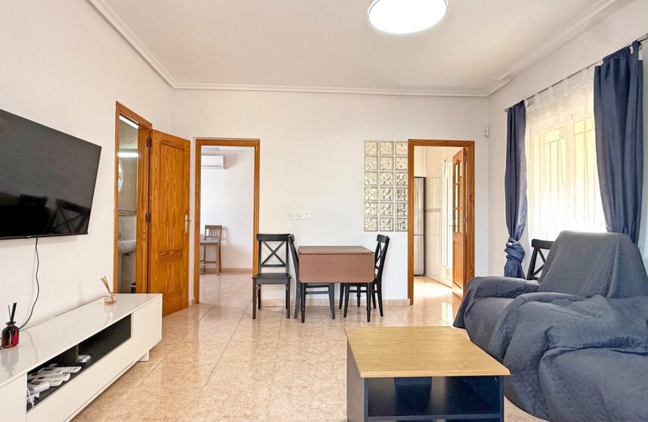 Revente - Villa - Orihuela Costa - Villamartín