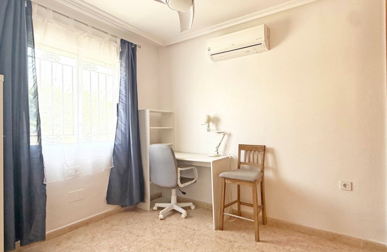 Revente - Villa - Orihuela Costa - Villamartín