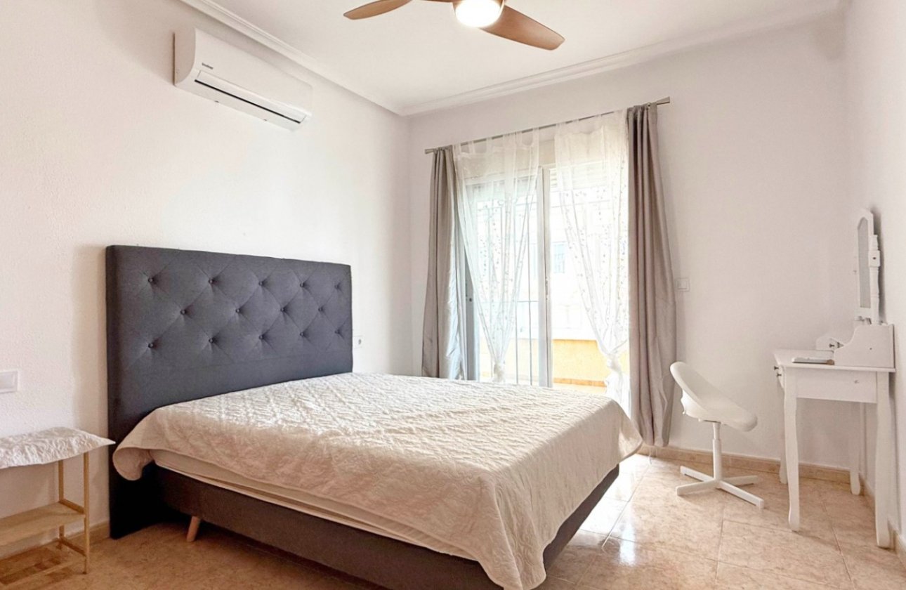 Revente - Villa - Orihuela Costa - Villamartín