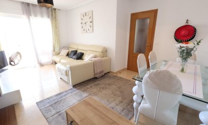 Resale - Apartment / flat - Orihuela Costa - Campoamor