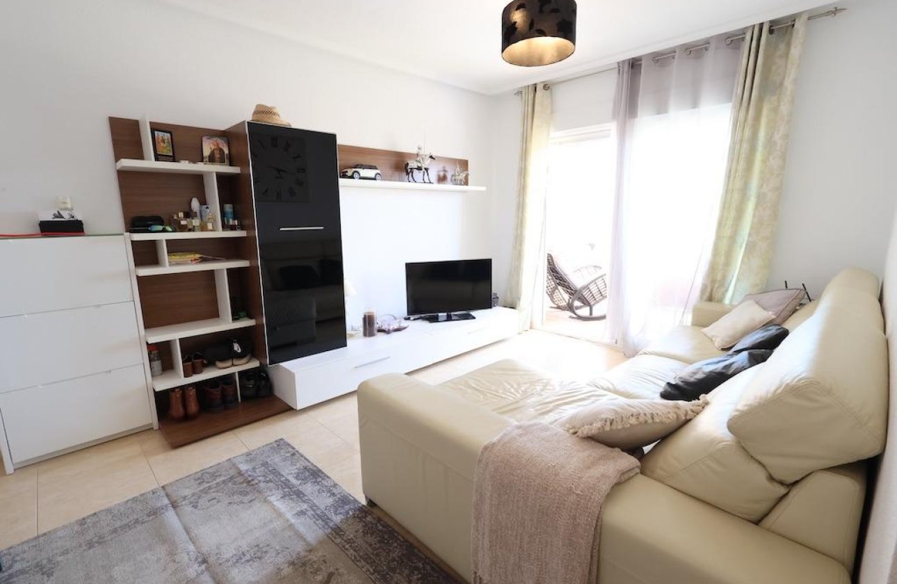 Resale - Apartment / flat - Orihuela Costa - Campoamor