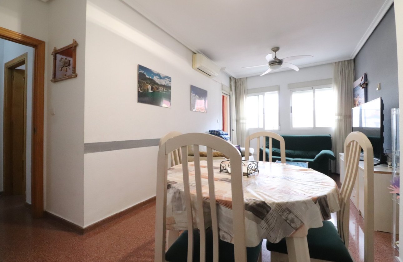 Resale - Apartment / flat - Torrevieja - Torrevieja - Centre