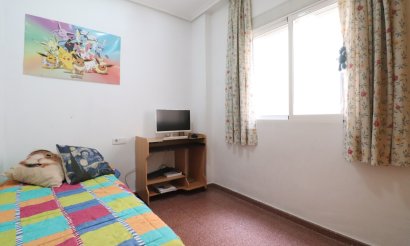 Resale - Apartment / flat - Torrevieja - Torrevieja - Centre