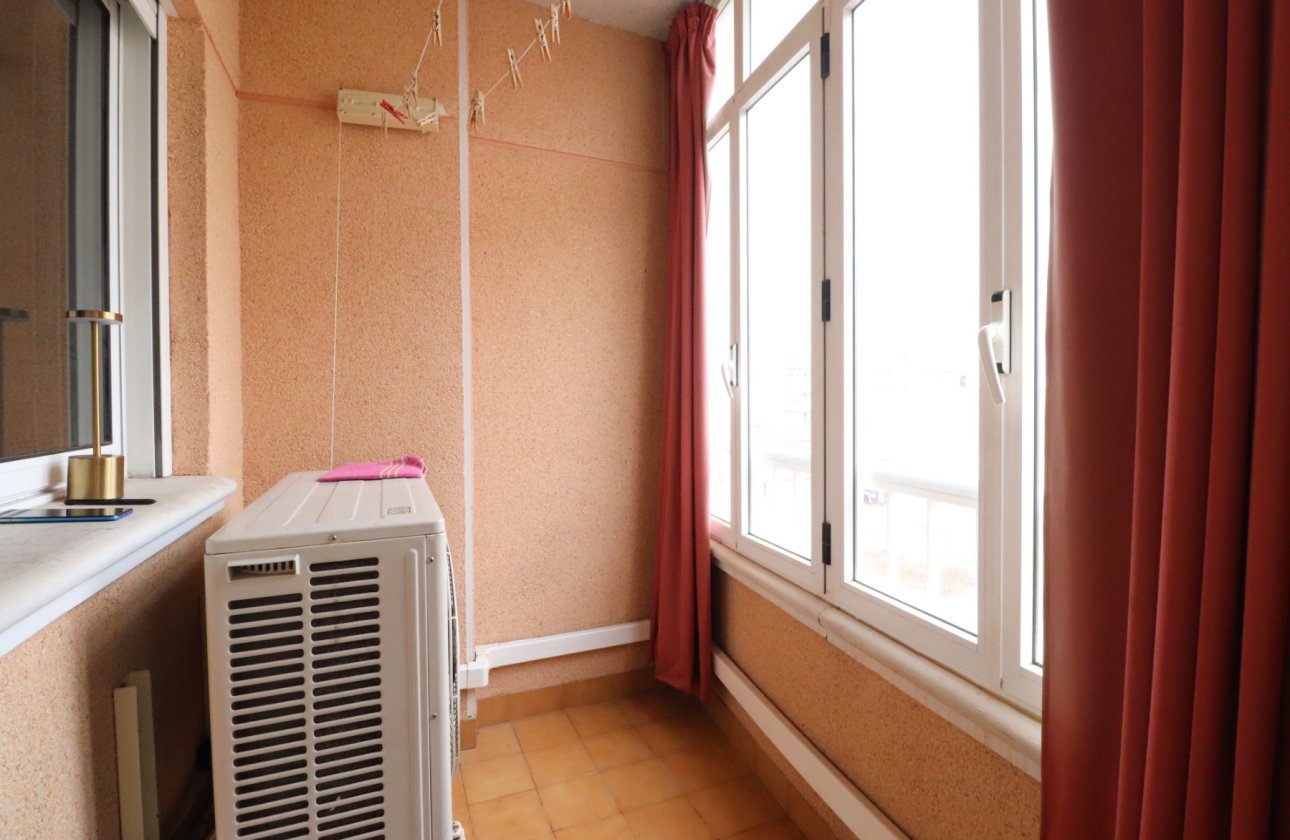 Resale - Apartment / flat - Torrevieja - Torrevieja - Centre