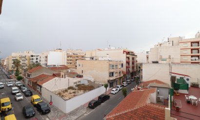 Resale - Apartment / flat - Torrevieja - Torrevieja - Centre